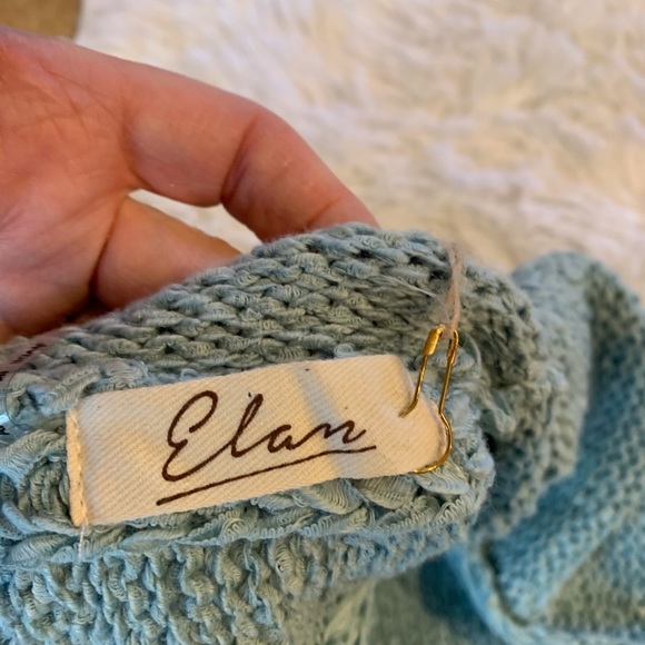 Open Back Long Sleeve Knit Sweater - Picture 5 of 7